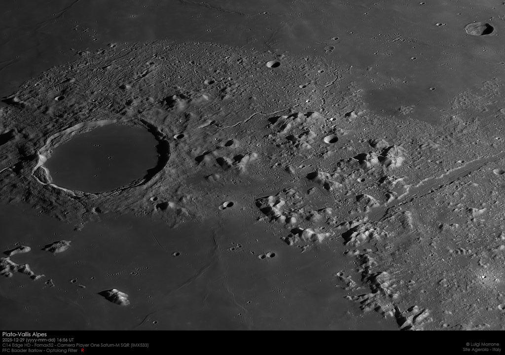See Explanation.  Clicking on the picture will download
the highest resolution version available.
